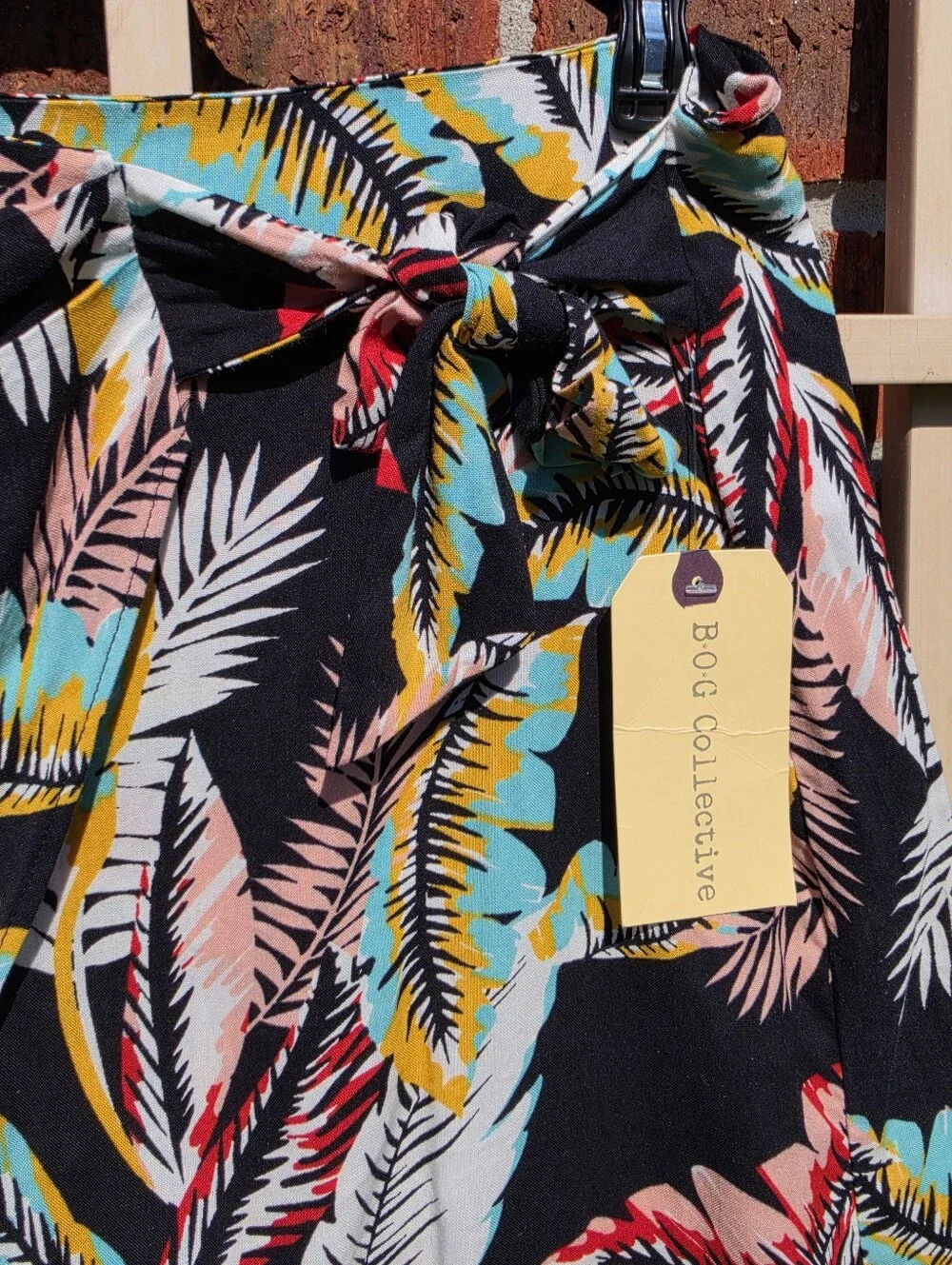 BOG COLLECTIVE Leaf Print Wrap Skirt NWT M